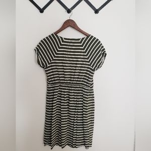 Small striped Old Navy dress